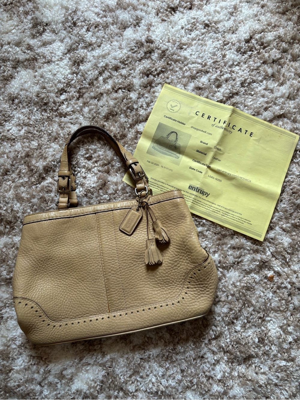 Vintage Coach Hampton Pebbled Leather Shoulder Bag